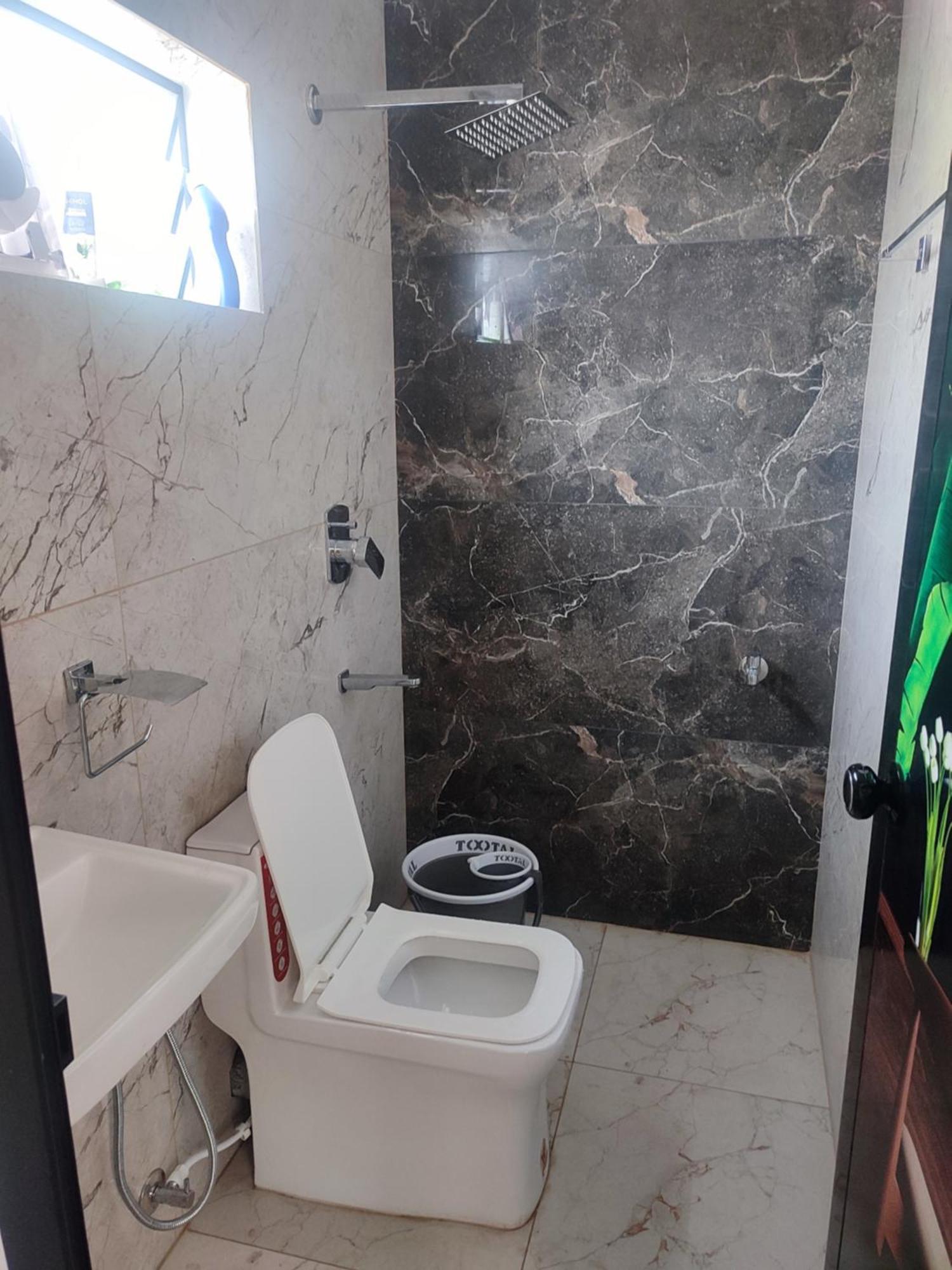 Alam Homestay Kochi Exterior foto